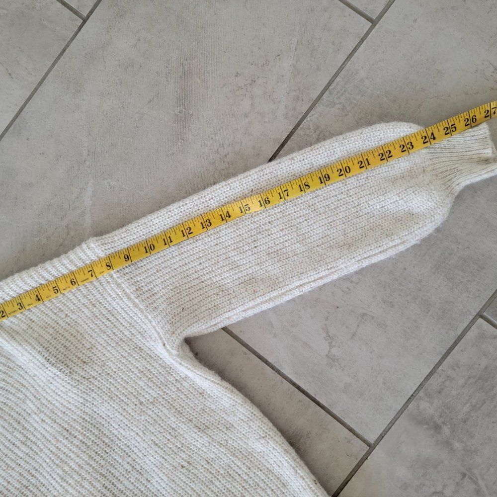Lumiere open back  sweater size M‎ - Picture 6 of 6